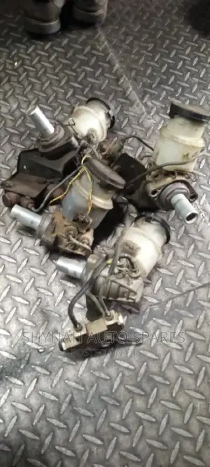 Brake Master Cylinders Bighorn