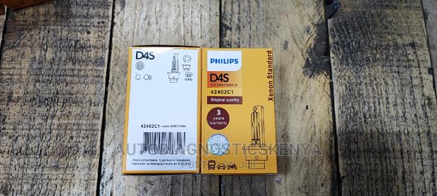 New D4s Philips Xenon Car Headlight Bulbs Original German