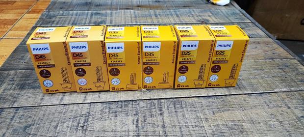 Philips D2s, D3s, D4s Xenon Original New Car Headlight Bulbs