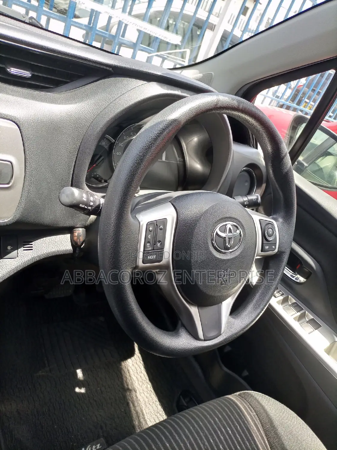 Toyota Vitz 2015 1.3 AWD 5dr Brown