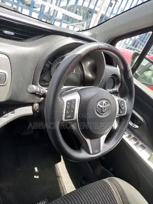 Toyota Vitz 2015 1.3 AWD 5dr Brown