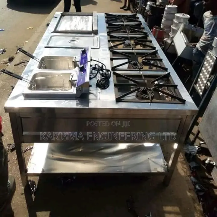 Combined Cooking Range With 5 Burner, Deep Fryers and Griddl