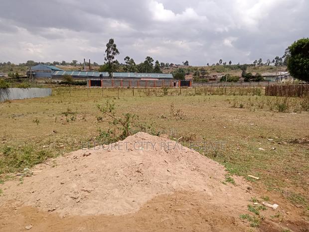 1/4 Plot Industrial Area With Title - main view