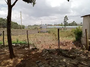 1/4 Plot Industrial Area With Title