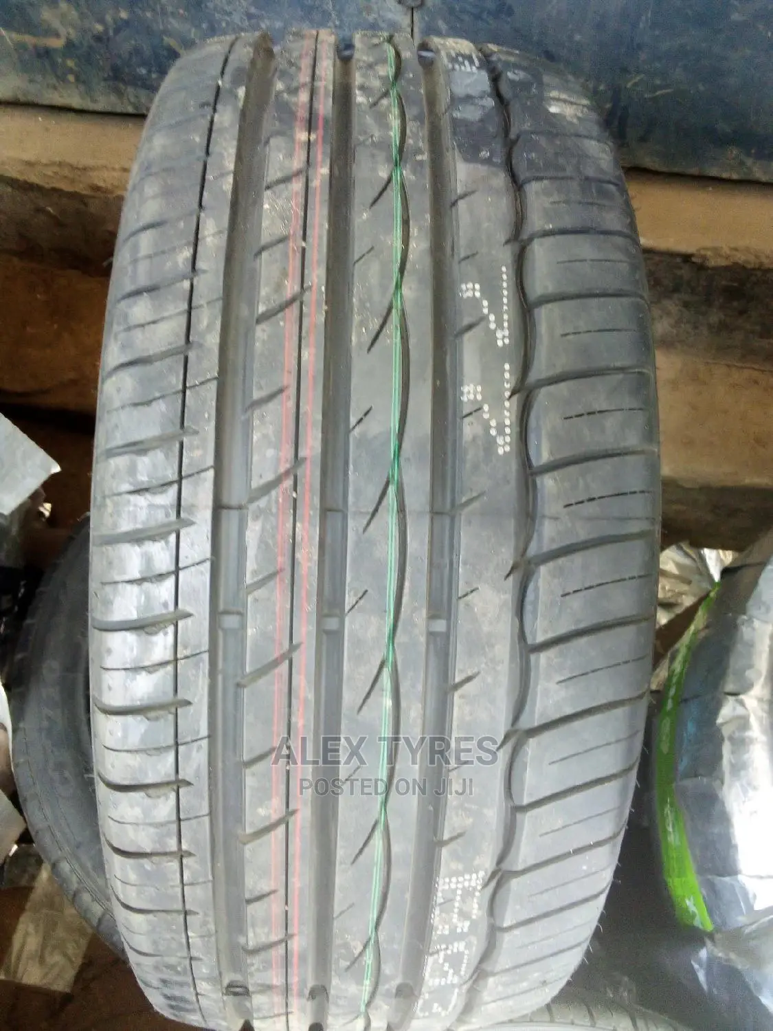 225/45r18 Comforse Tyres Made in China