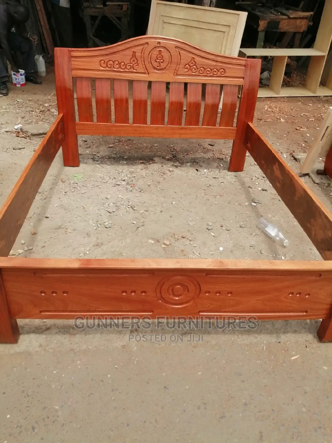 Mahogany Wood Bed 5*6