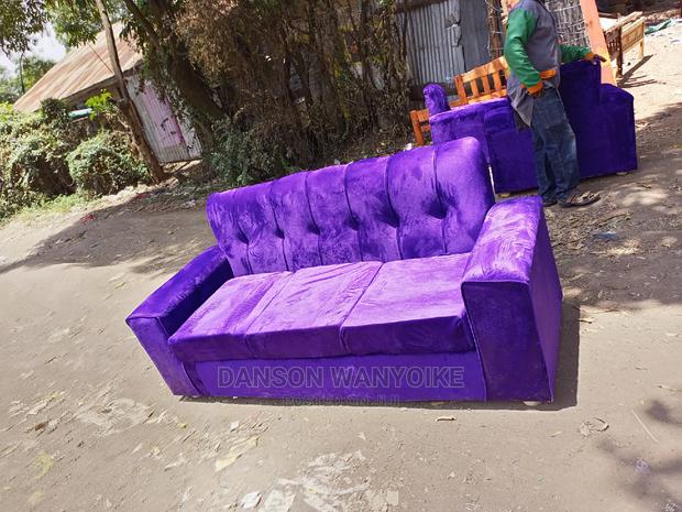 Three Seater for Sale{ Free Delivery)