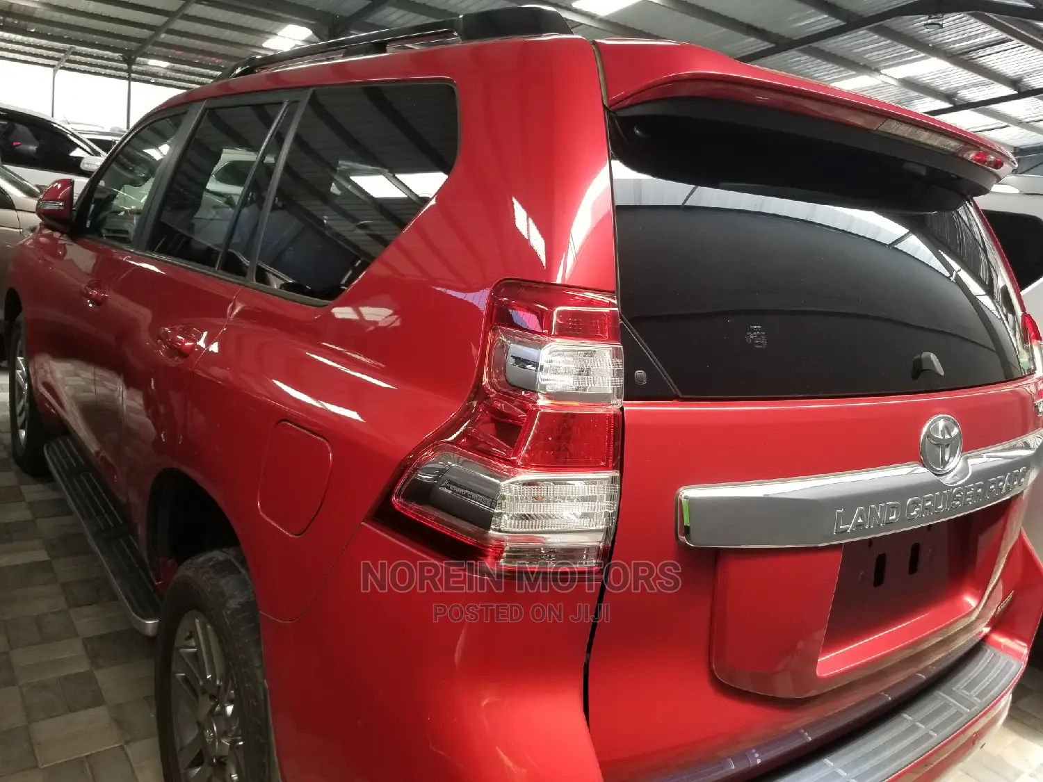 Toyota Land Cruiser Prado 2015 Red