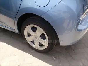 Toyota Ractis 2014 1.5 FWD Blue