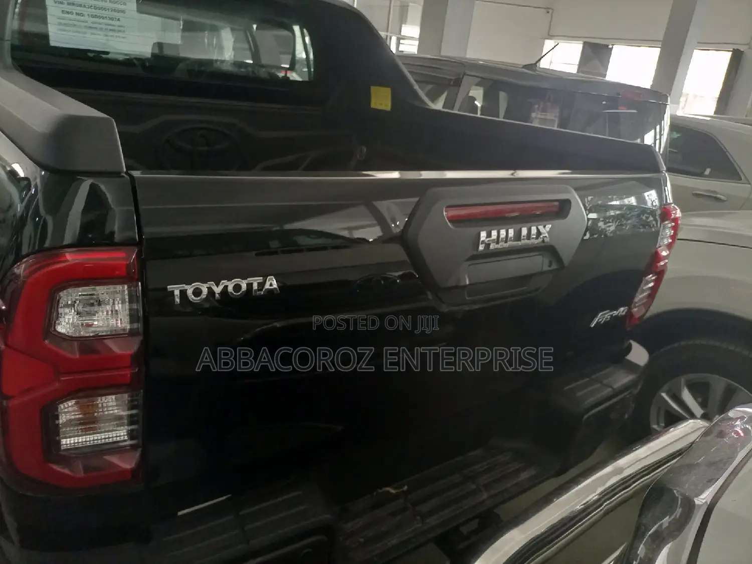 Toyota Hilux SR5 HI-RIDER 2015 Black