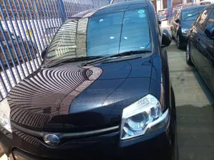 Toyota Sienta 2014 1.5 AWD Black