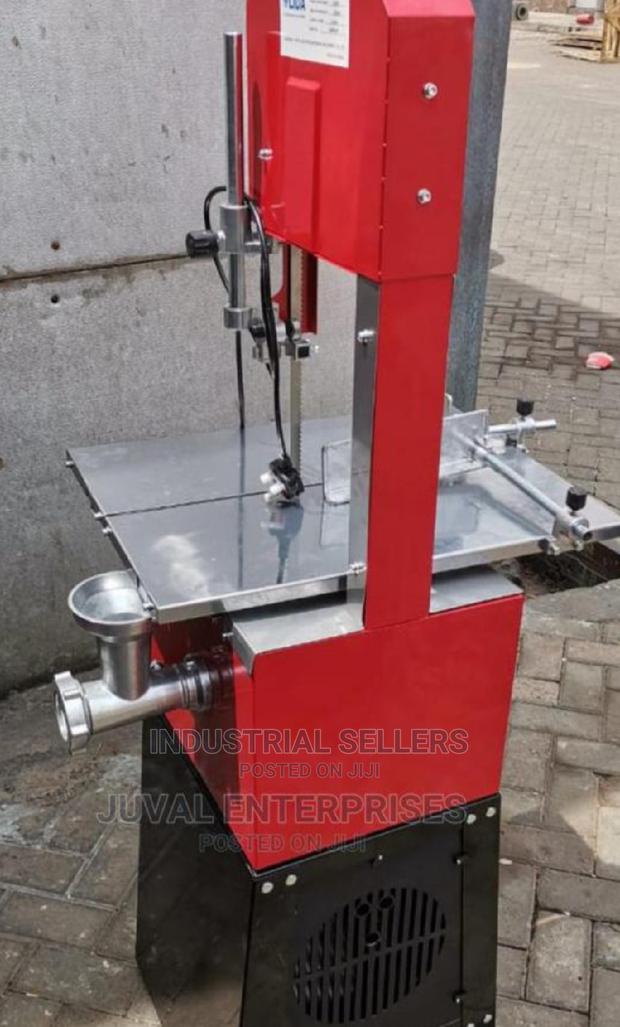 Inevitable Bone Saw Machine With Mincer - main view