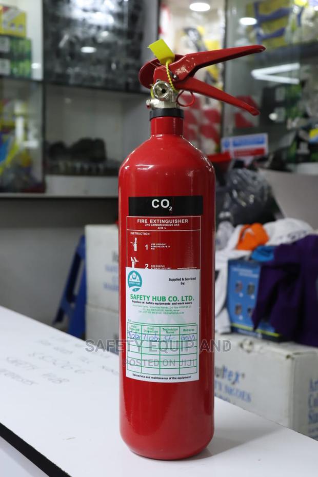2 Kg CO2 Fire Extinguishers - thumbnail 3