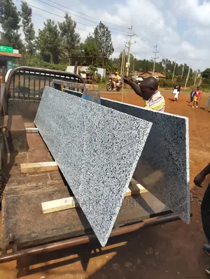 P/White. Granite (8x2ft)