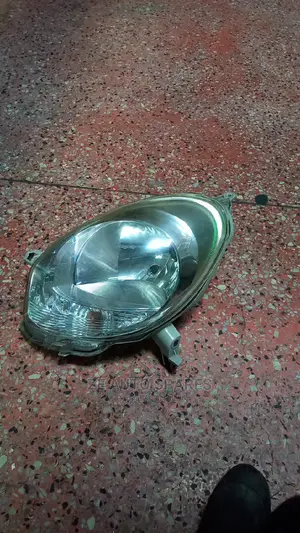 Passo Headlight Non Very Clean