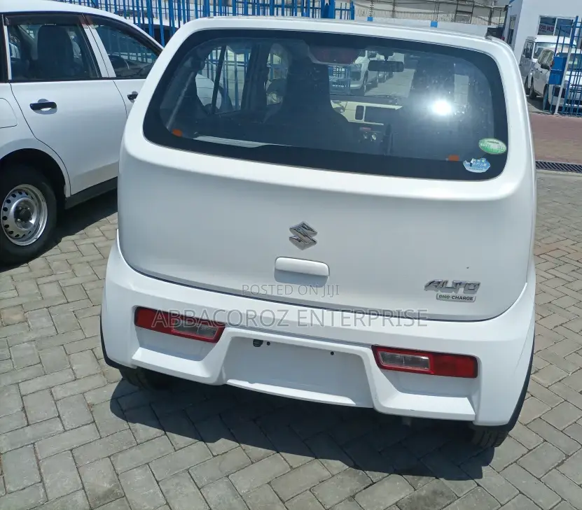 Suzuki Alto 2015 White