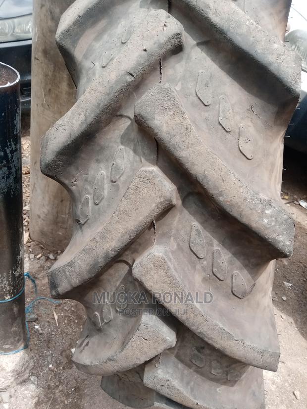 16.9-28 Bkt Tyre Secodady - thumbnail 5