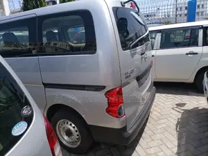 Nissan Vanette 2014 Silver