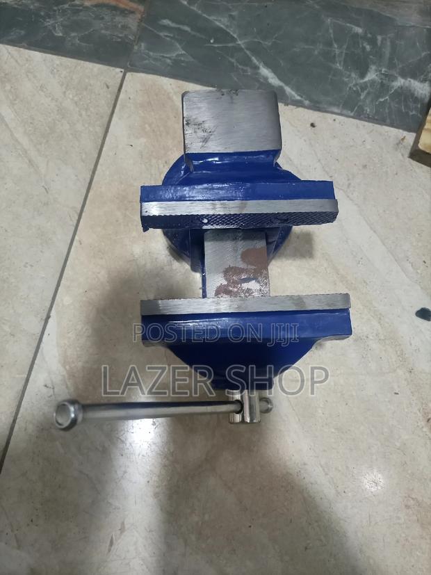 Bench Vice - main view