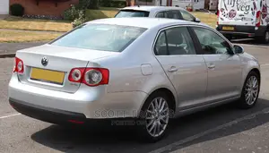 Jetta 2007 Front Windscreen