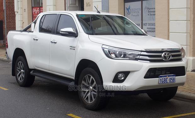 Hilux 2016 Front Windscreen