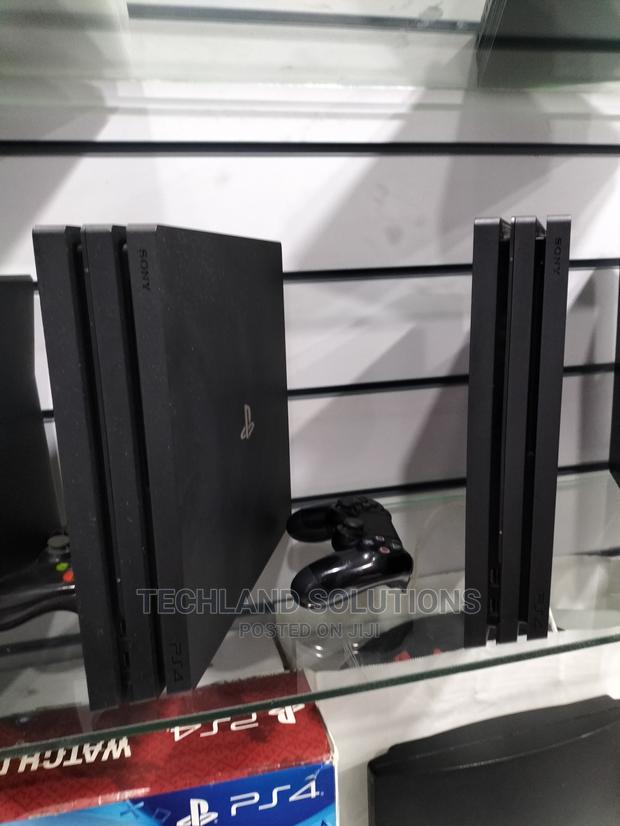 SONY Playstation 4 PRO , Ps4 PRO Used - thumbnail 3