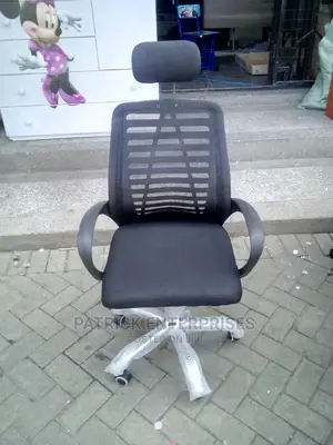 Headrest Chair