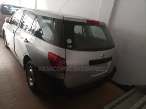 Nissan Advan 2015 Silver
