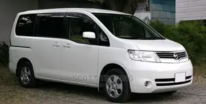 Serena C25 Front Windscreen