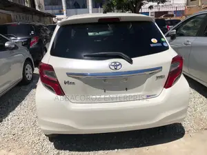 Toyota Vitz 2015 1.3 FWD 3dr White