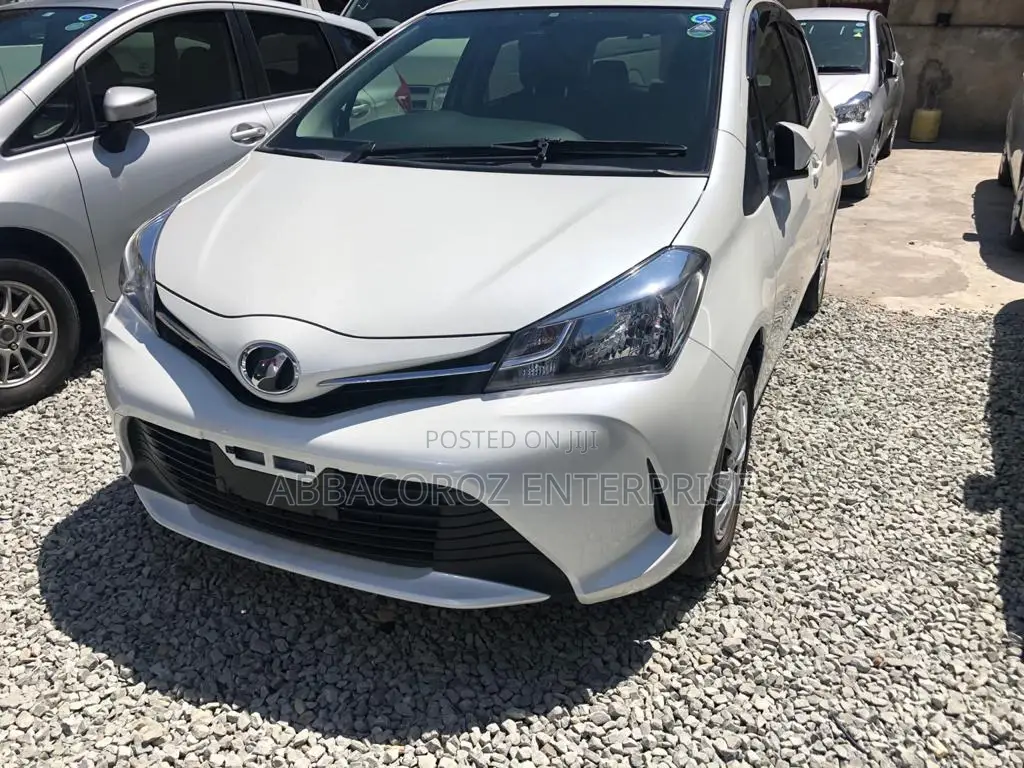 Toyota Vitz 2015 1.3 FWD 3dr White