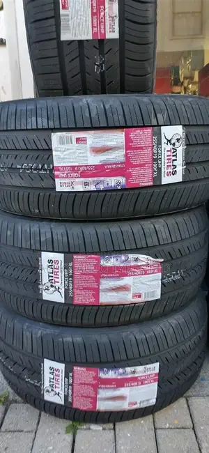 255/40 R19 Atlas Tyre
