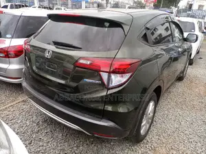 Honda Vezel 2015 Green