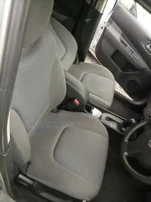 Nissan Wingroad 2014 Silver