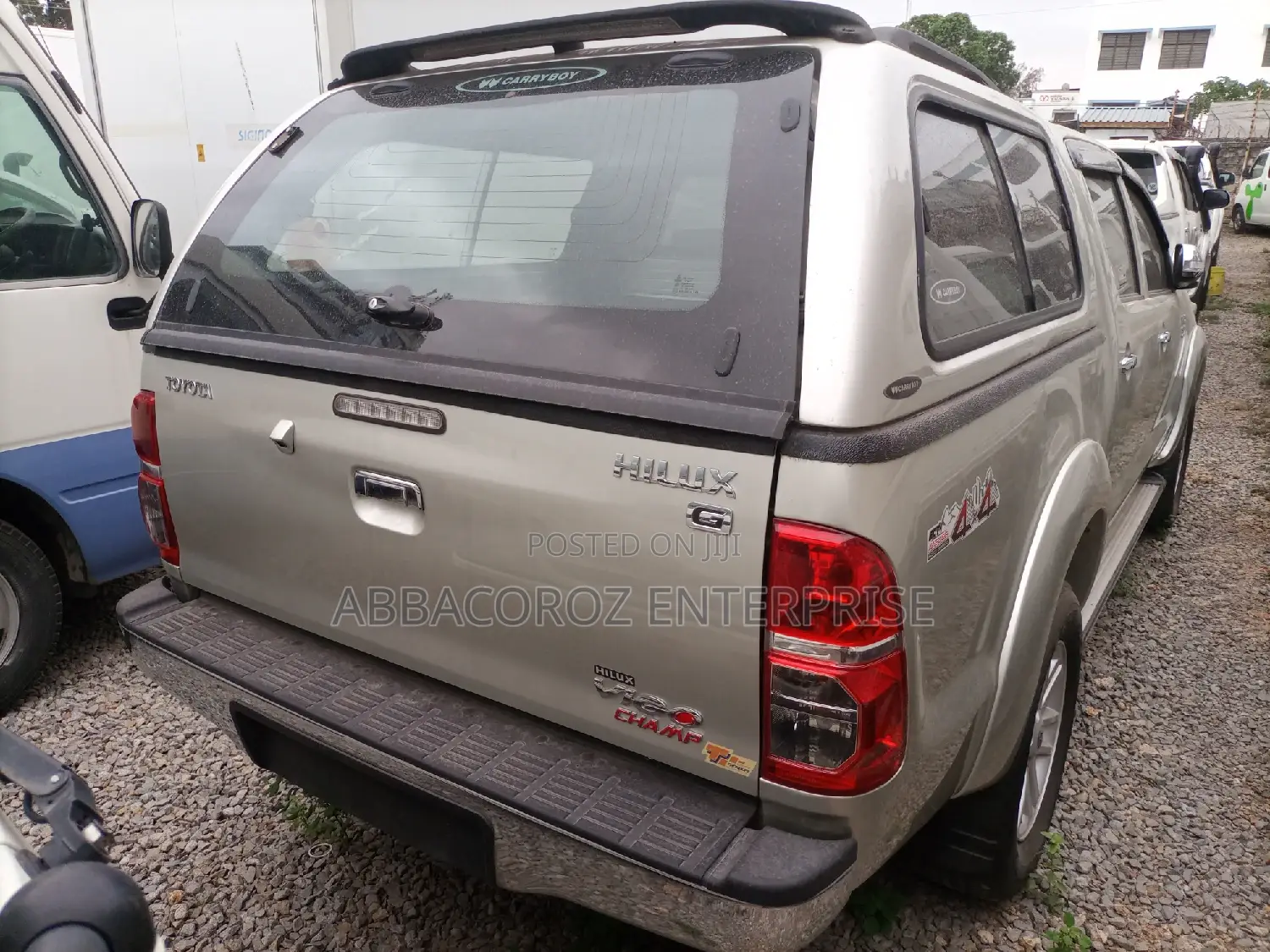 Toyota Hilux SR 4x4 2015 Silver