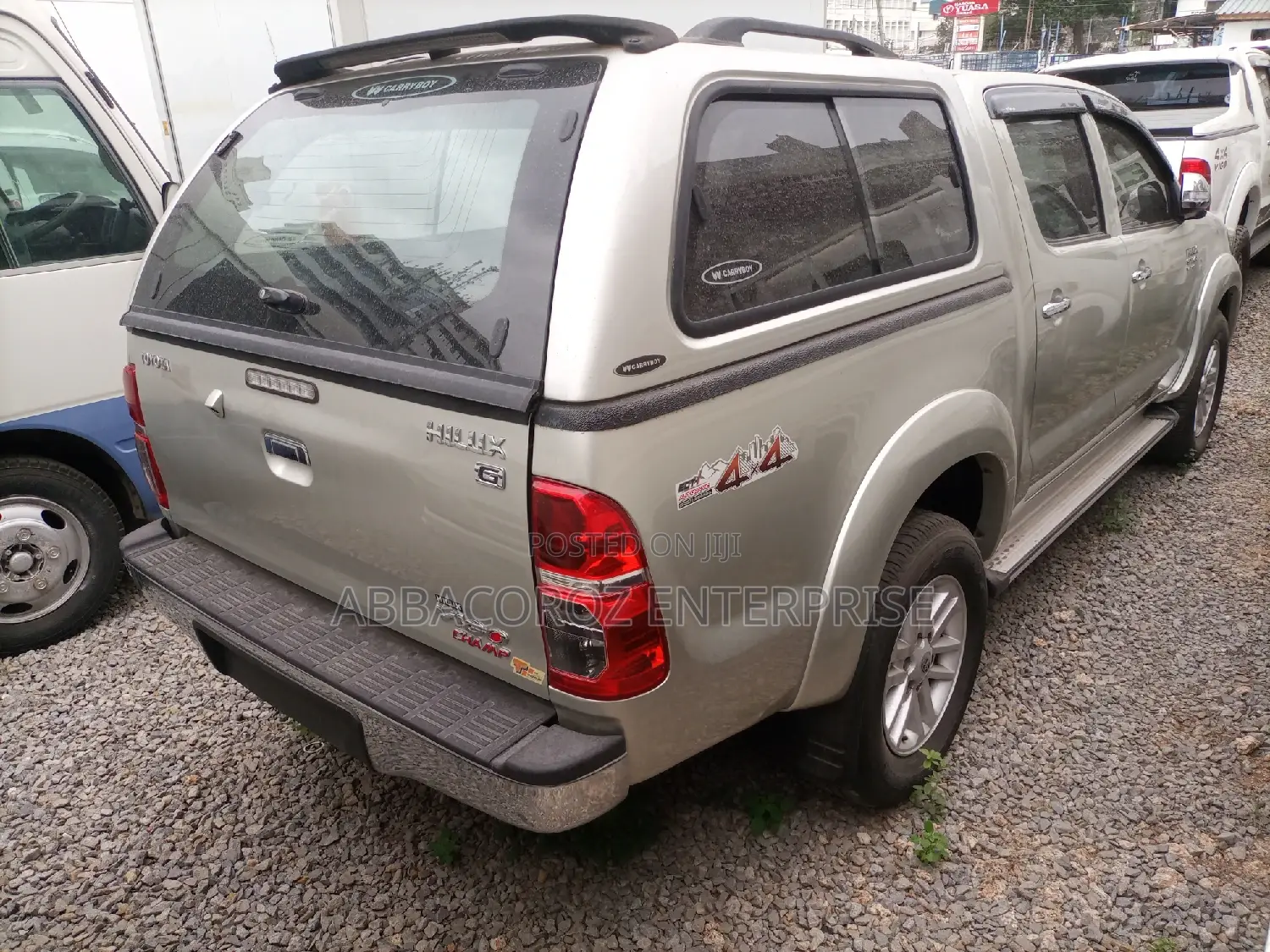Toyota Hilux SR 4x4 2015 Silver