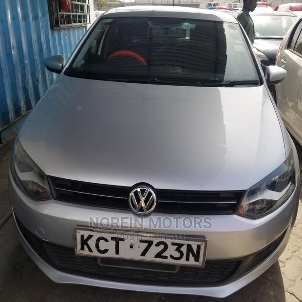Volkswagen Polo 2015 Silver - main view