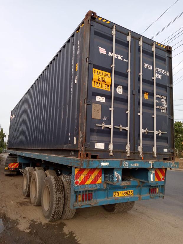 Your Plug for Shipping Containers - main view