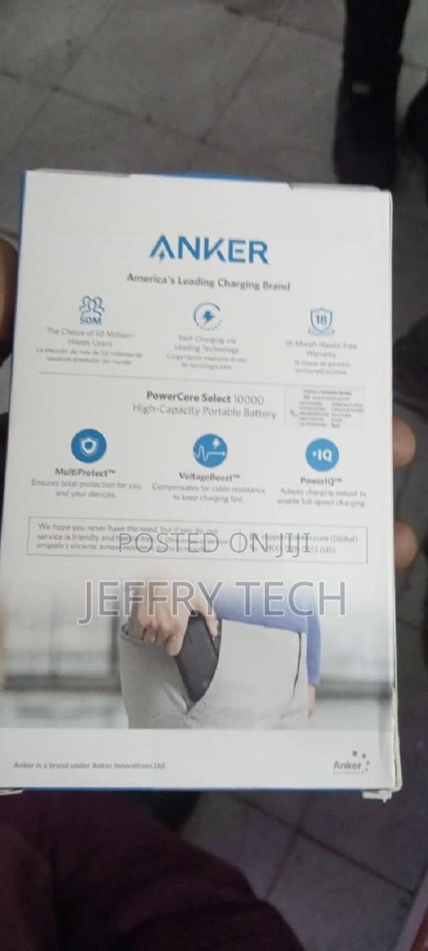 Anker Powerbank 10000amp - thumbnail 3