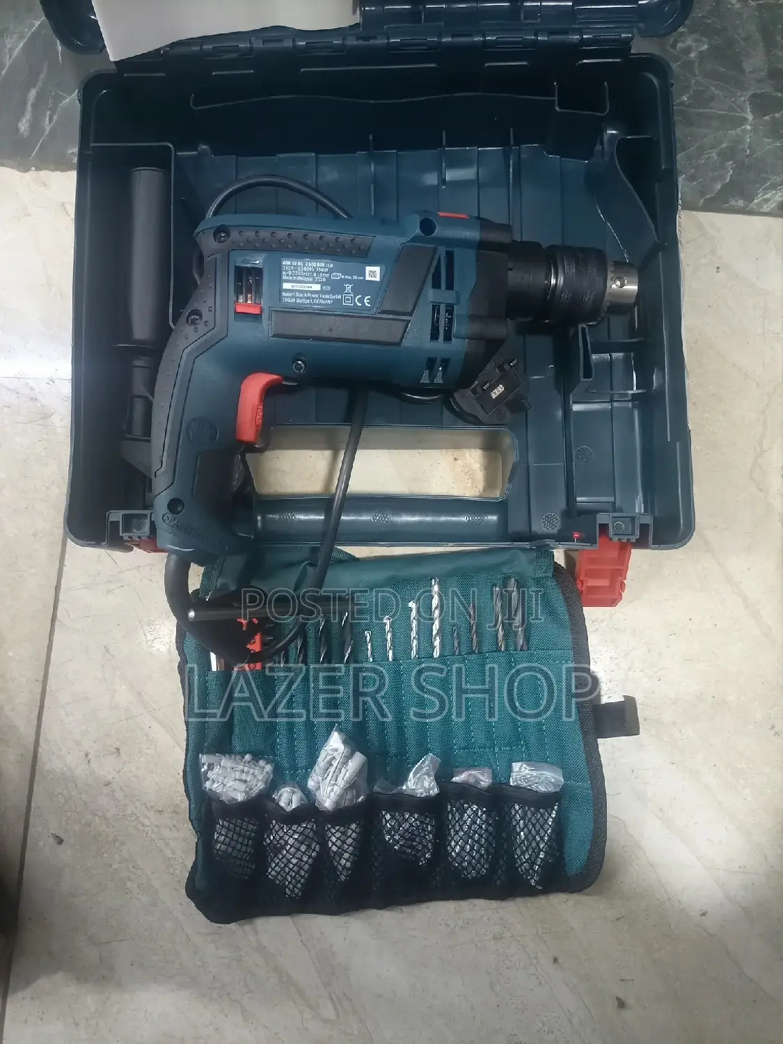 Bosch 750w, Hammered Drill
