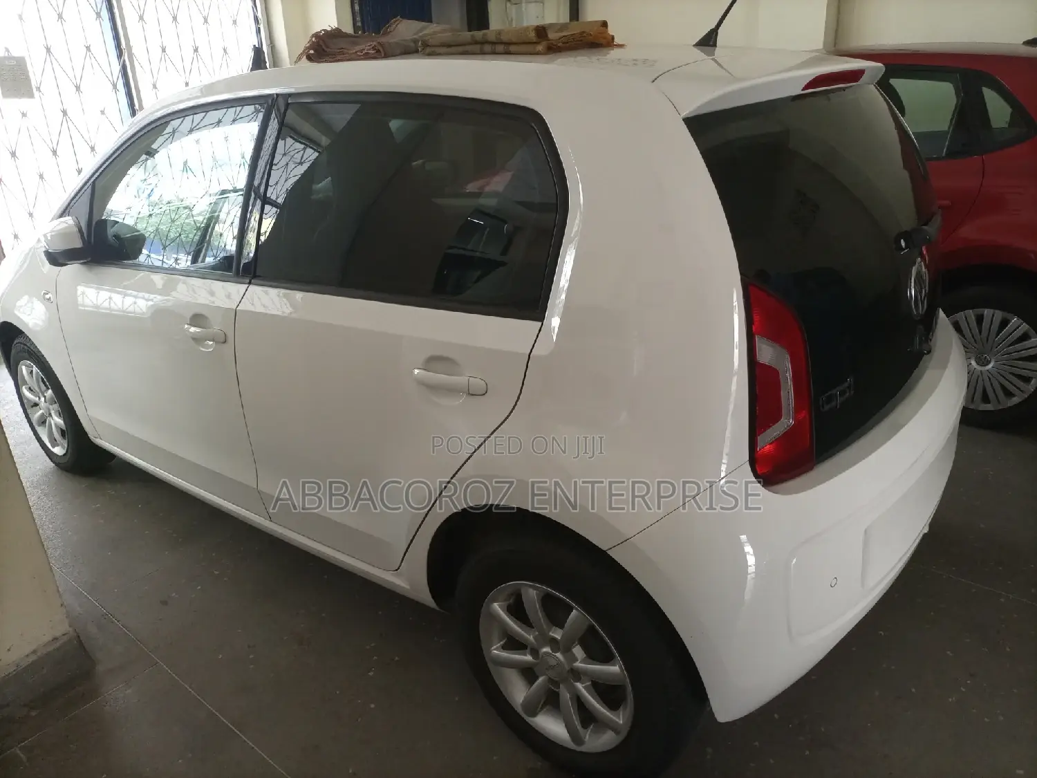 Volkswagen Up 2015 White