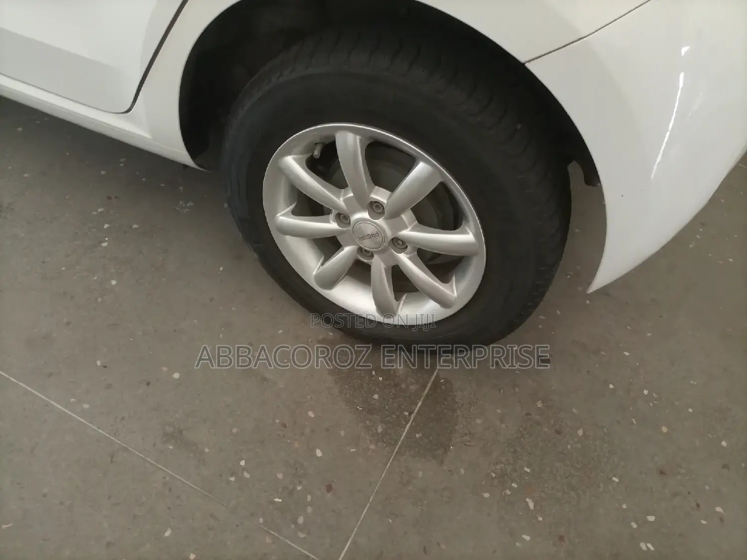 Volkswagen Up 2015 White