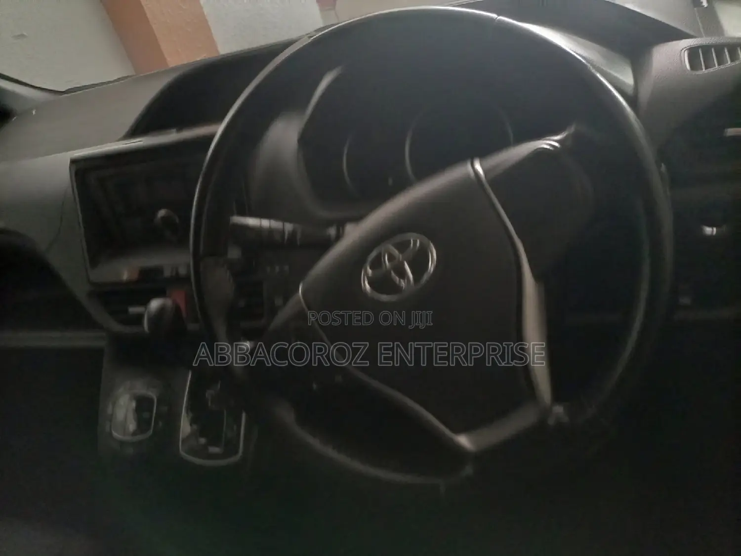 Toyota Voxy 2016 Black