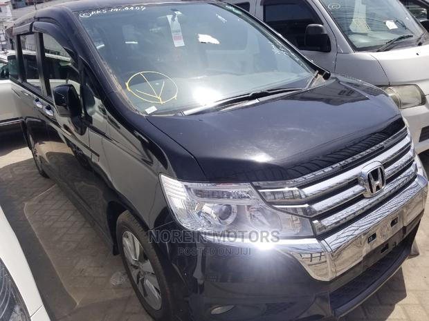 Honda Stepwgn 2014 Black - thumbnail 4