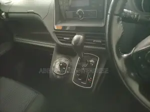 Toyota Voxy 2016 Black