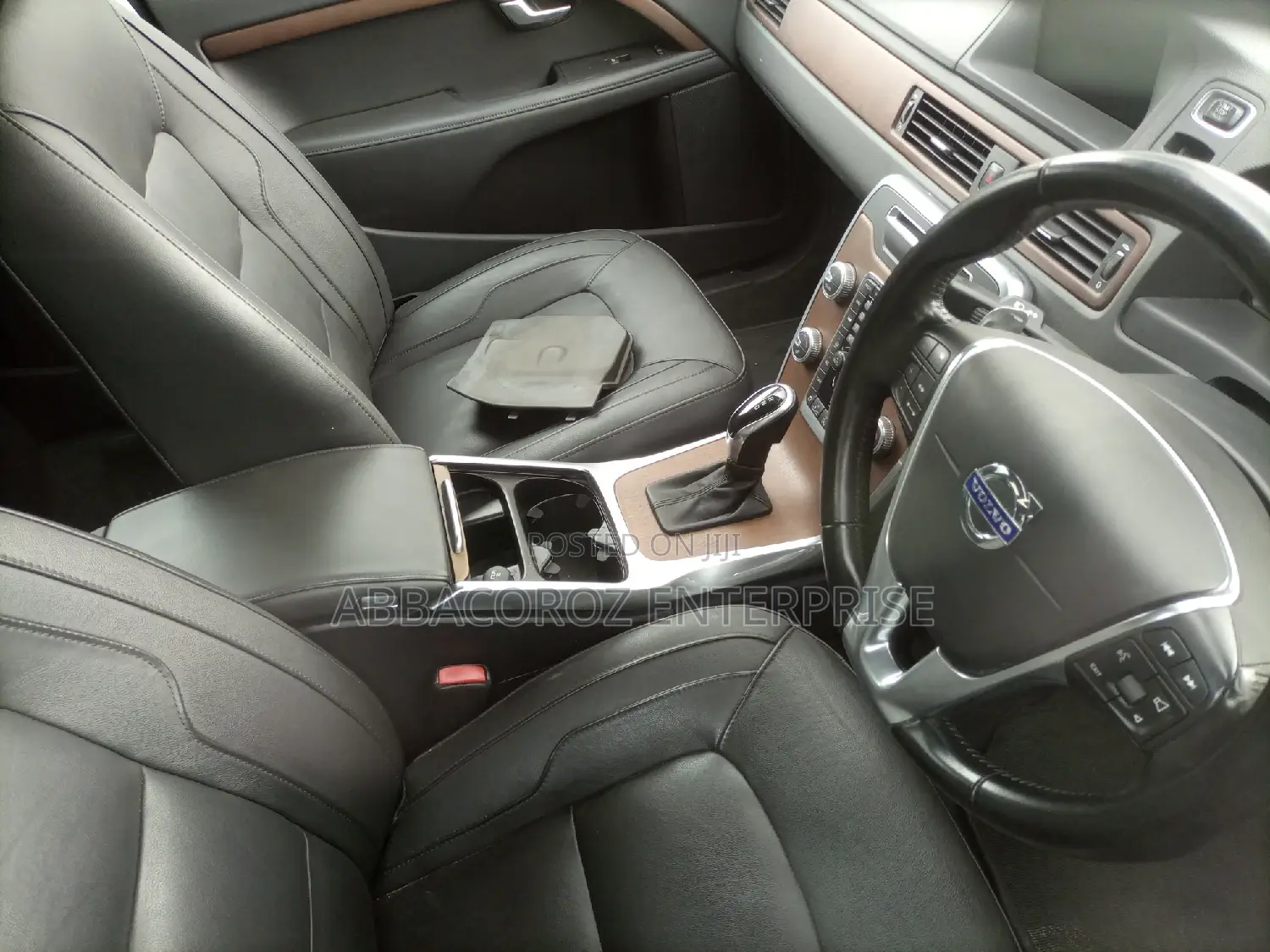 Volvo V70 2015 Black