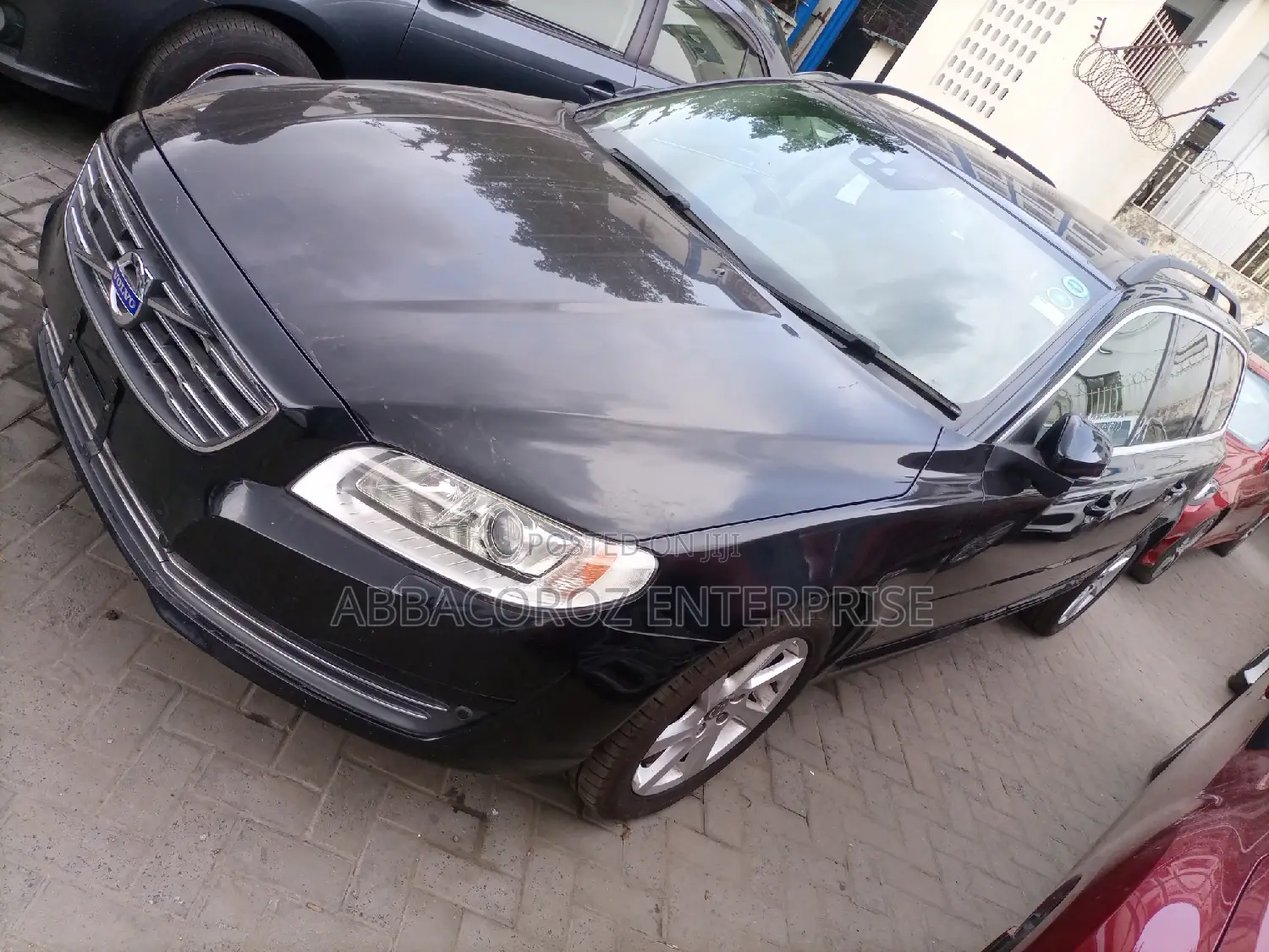 Volvo V70 2015 Black