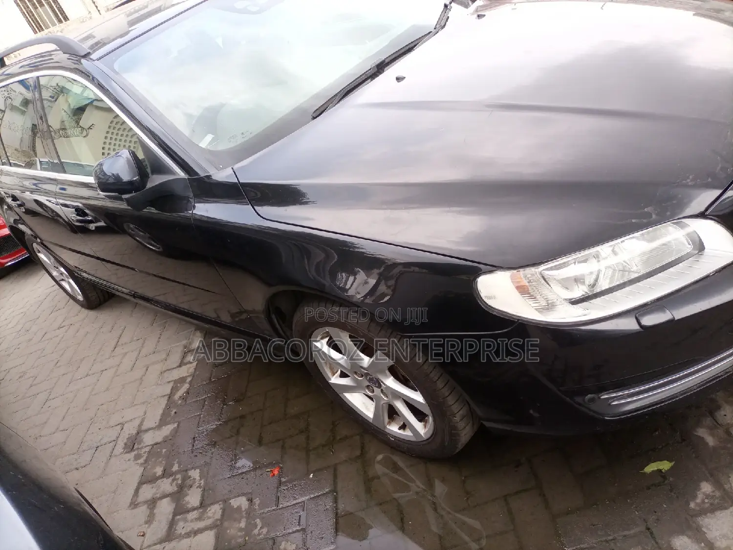 Volvo V70 2015 Black