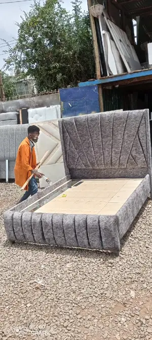 Tufted Bed 5/6