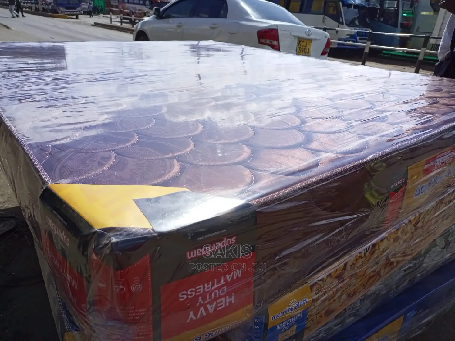 Jiseti Na Kitu Comfortable! Mattress Quality Poa. 5 by 6, 8"